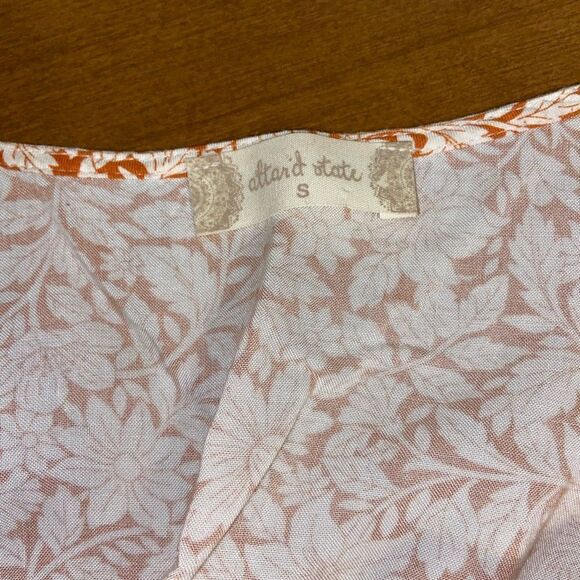 Altar’d state v neck dress - Picture 7 of 7